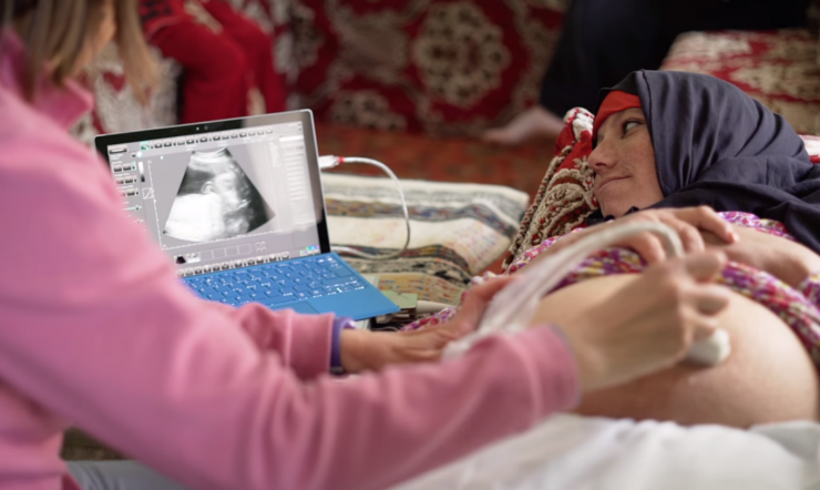 La technologie aide les femmes enceintes dans les régions les plus reculées du Maroc