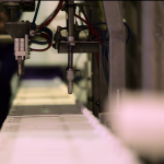 Tuotantolinja tehtaalla