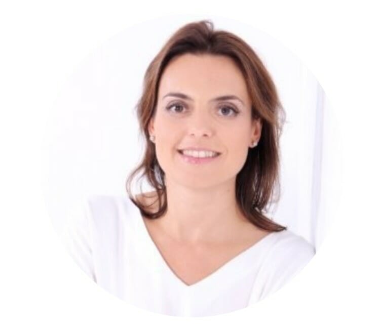 Elena Casas