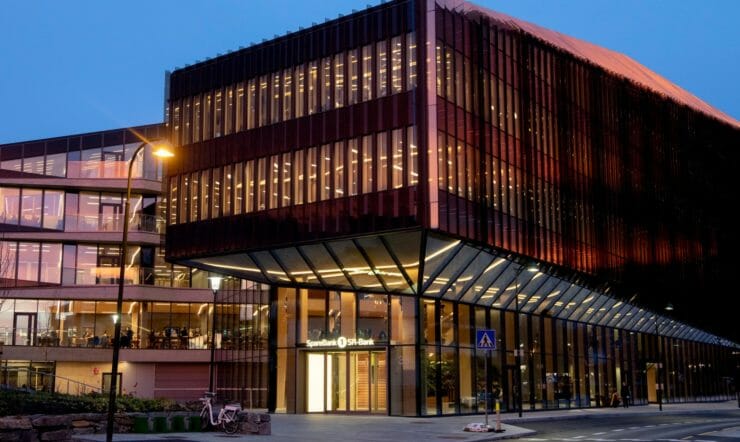 utsikt over en stor bygning