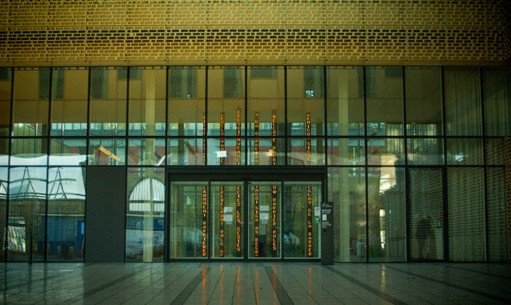 Formulaires papier et e-mails inutiles font désormais partie du passé chez John Cockerill 