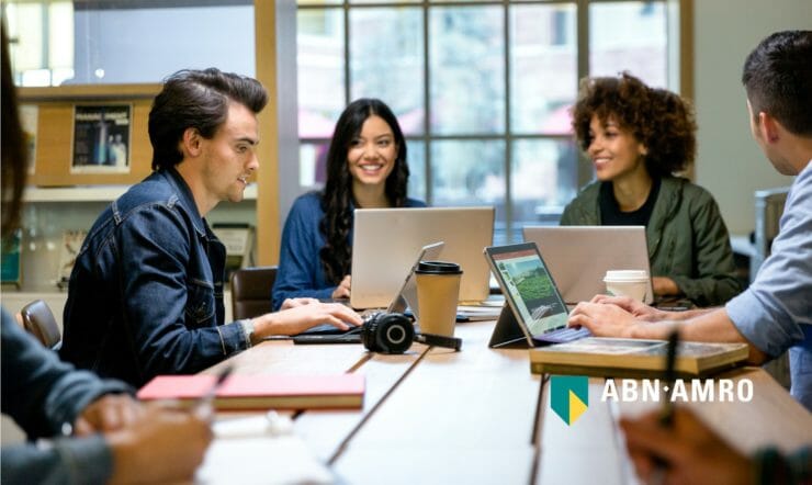 Microsoft en ABN AMRO helpen vluchtelingen met een nieuwe carrièrestart