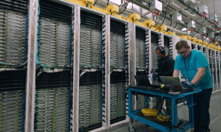 Was passiert eigentlich beim Launch einer Cloud Region?